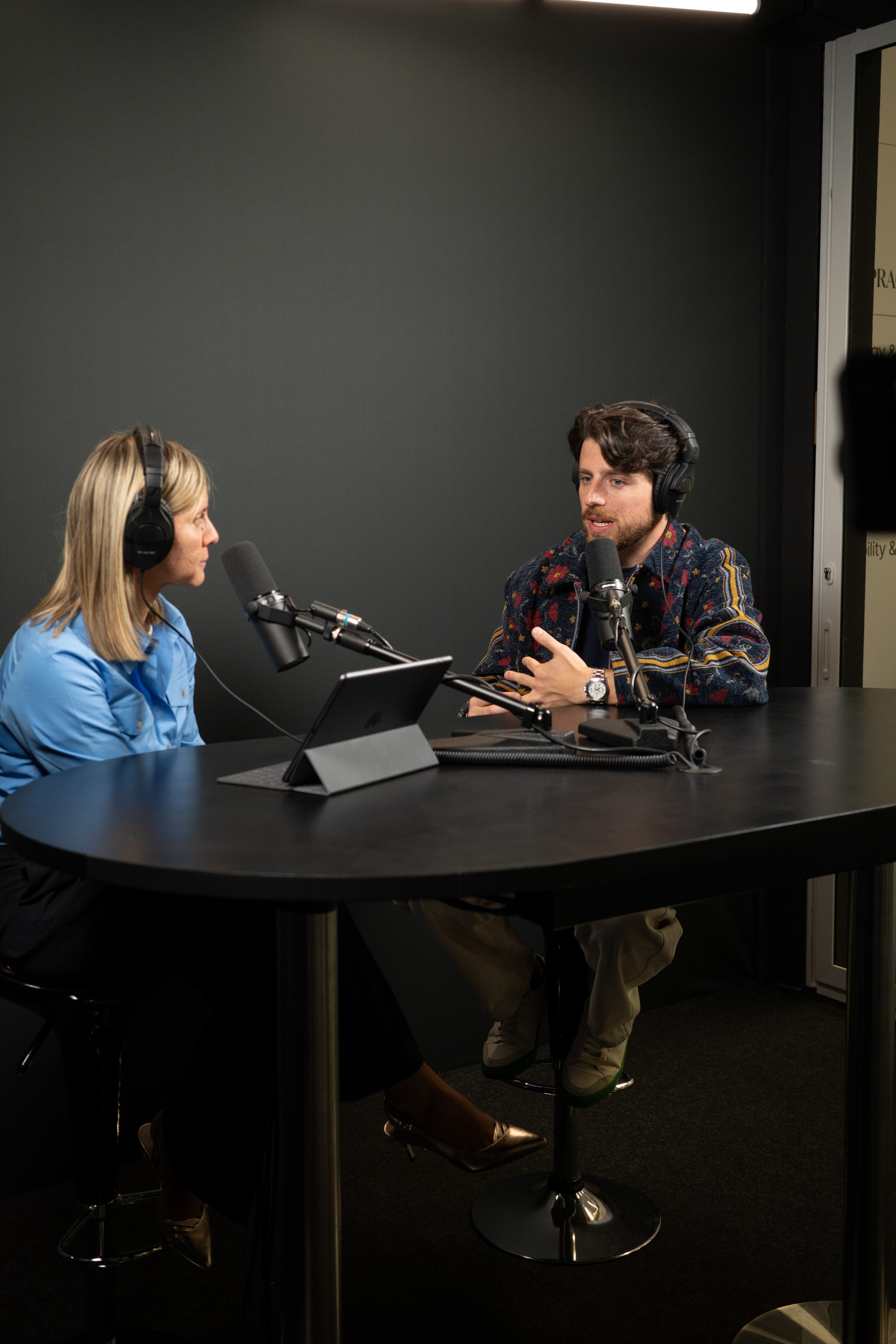 Be Talks - Podcast